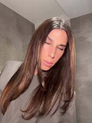 90s model off duty eyes using @Armani beauty Eye Tints @sephora #makeup #armanibeauties #armanibeautypartner 