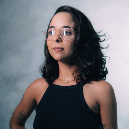 Tati Pereira • Estética & Beauty thumbnail