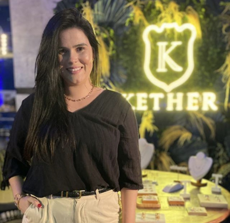 Vendedora Lara  thumbnail