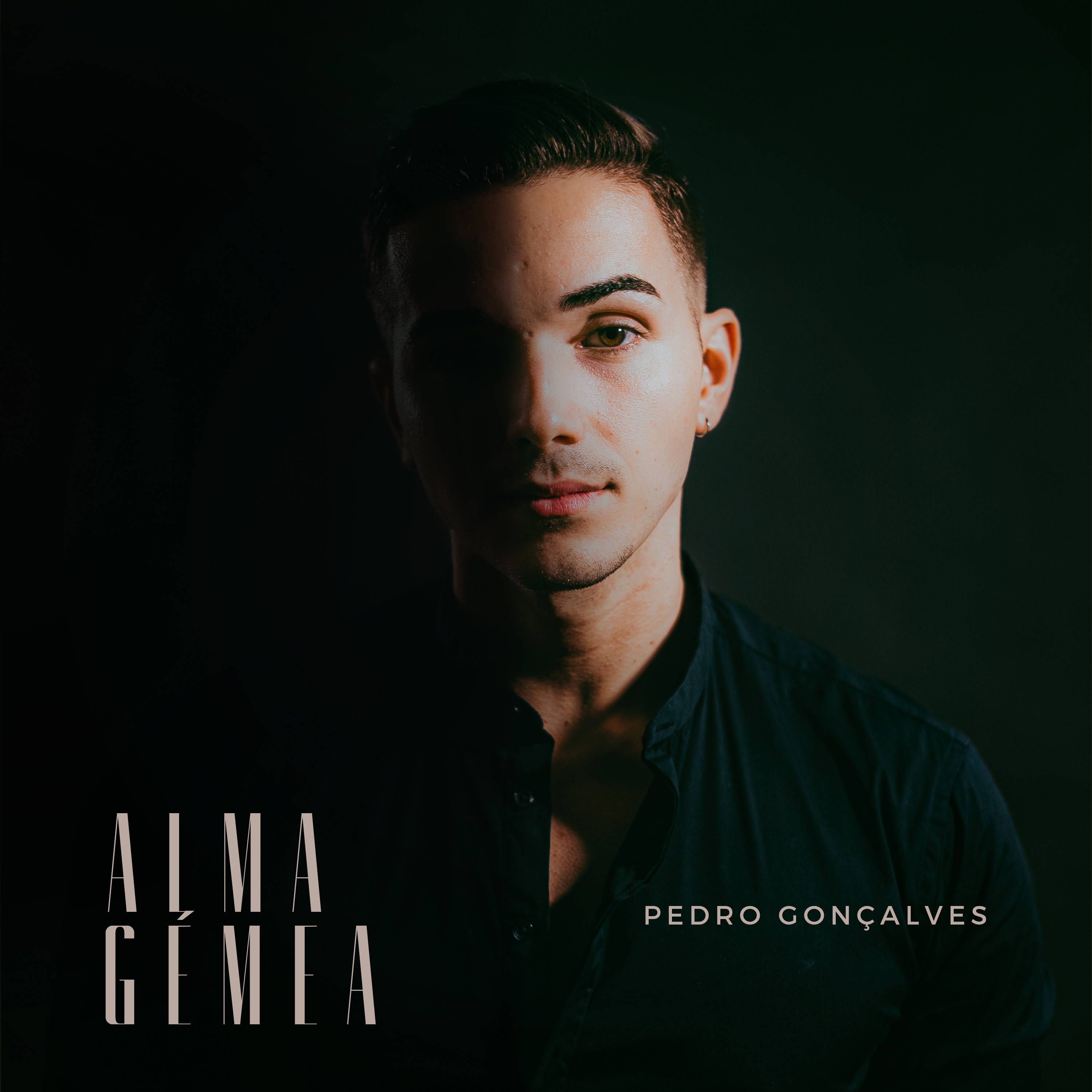 "Alma Gémea" - O meu 1º Álbum thumbnail