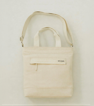 CAMERA TOTE WAITLIST  thumbnail