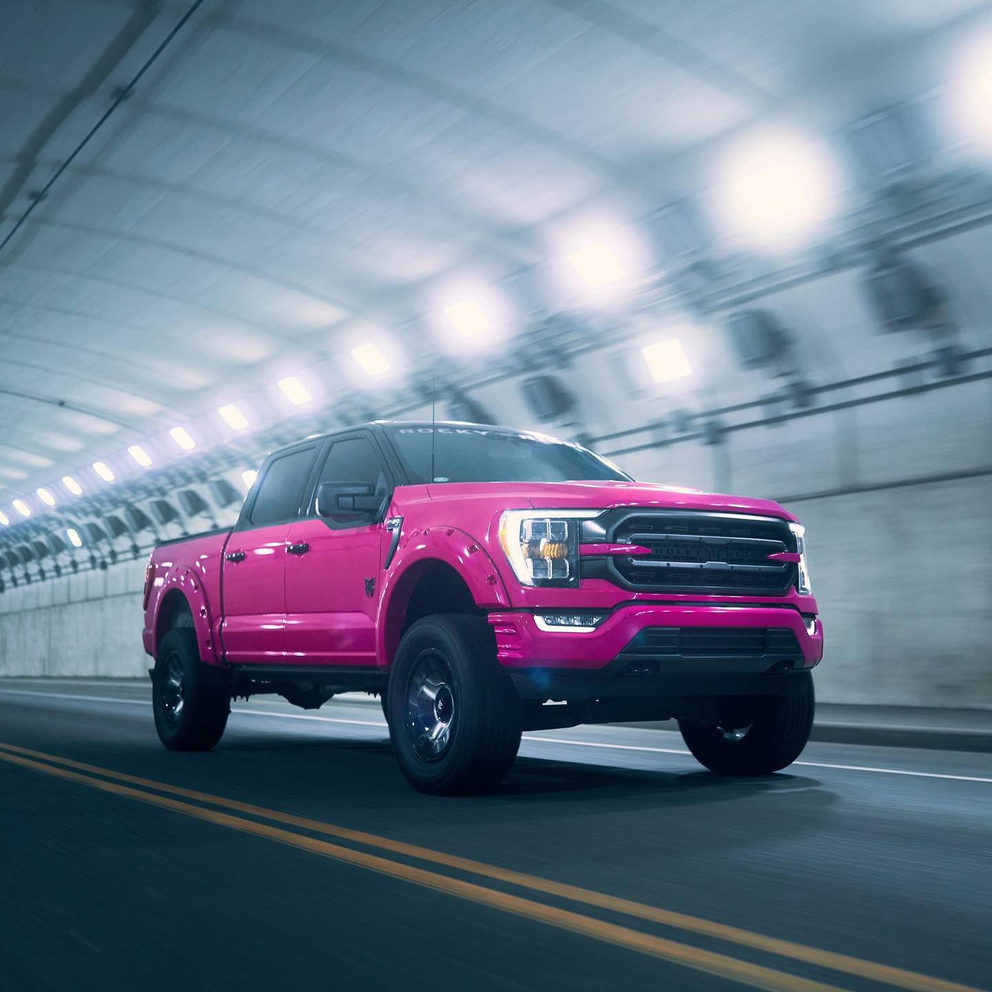 @vooduu.child standing out LOUD with that Hot Pink Rocky Ridge F-150 😍

#rockyridgetrucks #rockyridgeford #rockyridgef15