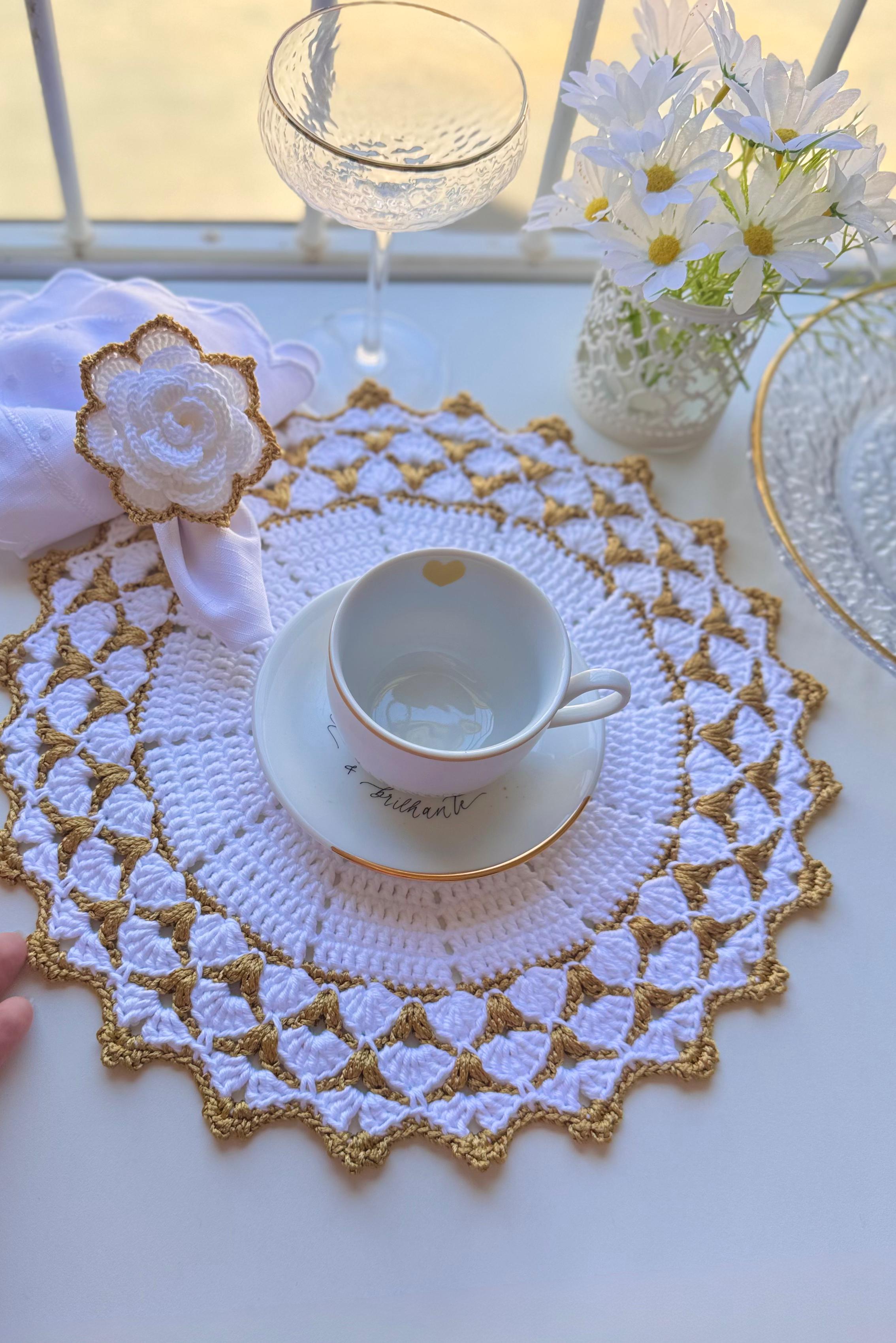 Curso Americano Diamante & Porta-Guardanapo Flor Diamante ✨ Sofisticação que nasce das suas mãos. thumbnail