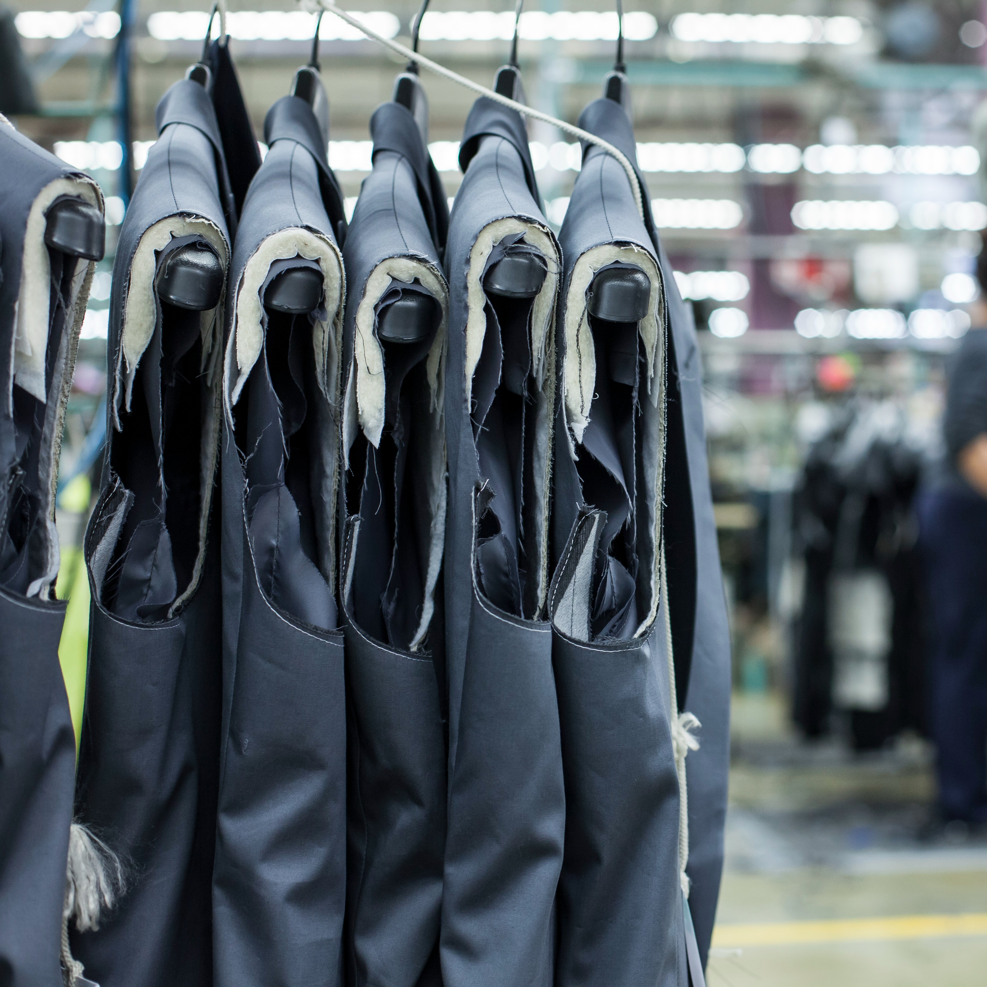 RÉSILIENCE DES MANUFACTURIERS DE VÊTEMENTS AU QUÉBEC thumbnail