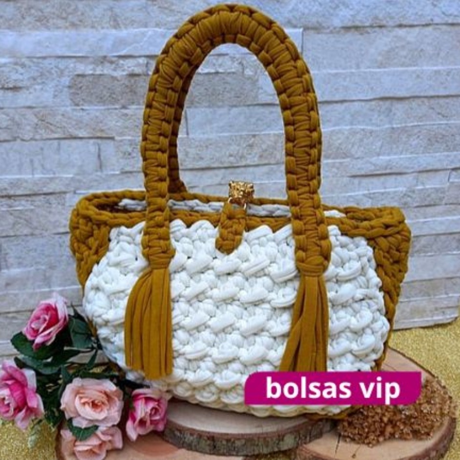 Curso bolsas em Crochê ( VAGAS LIMITADAS) thumbnail