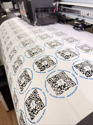 Sticker y más. #awilcrafts2025 #stickers 