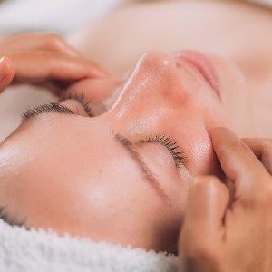 Procedimentos Faciais thumbnail