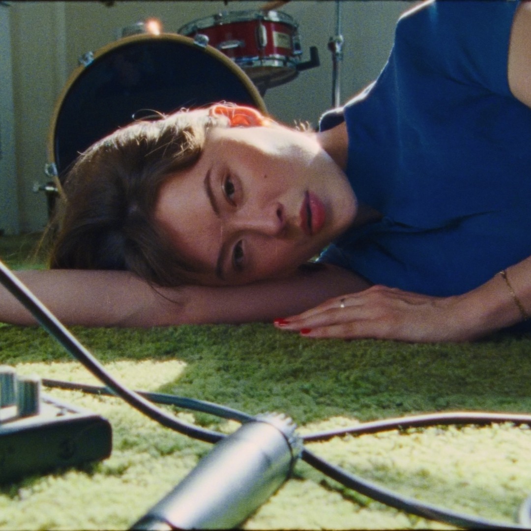 WATCH "BACKGROUND ACTOR" MUSIC VIDEO thumbnail