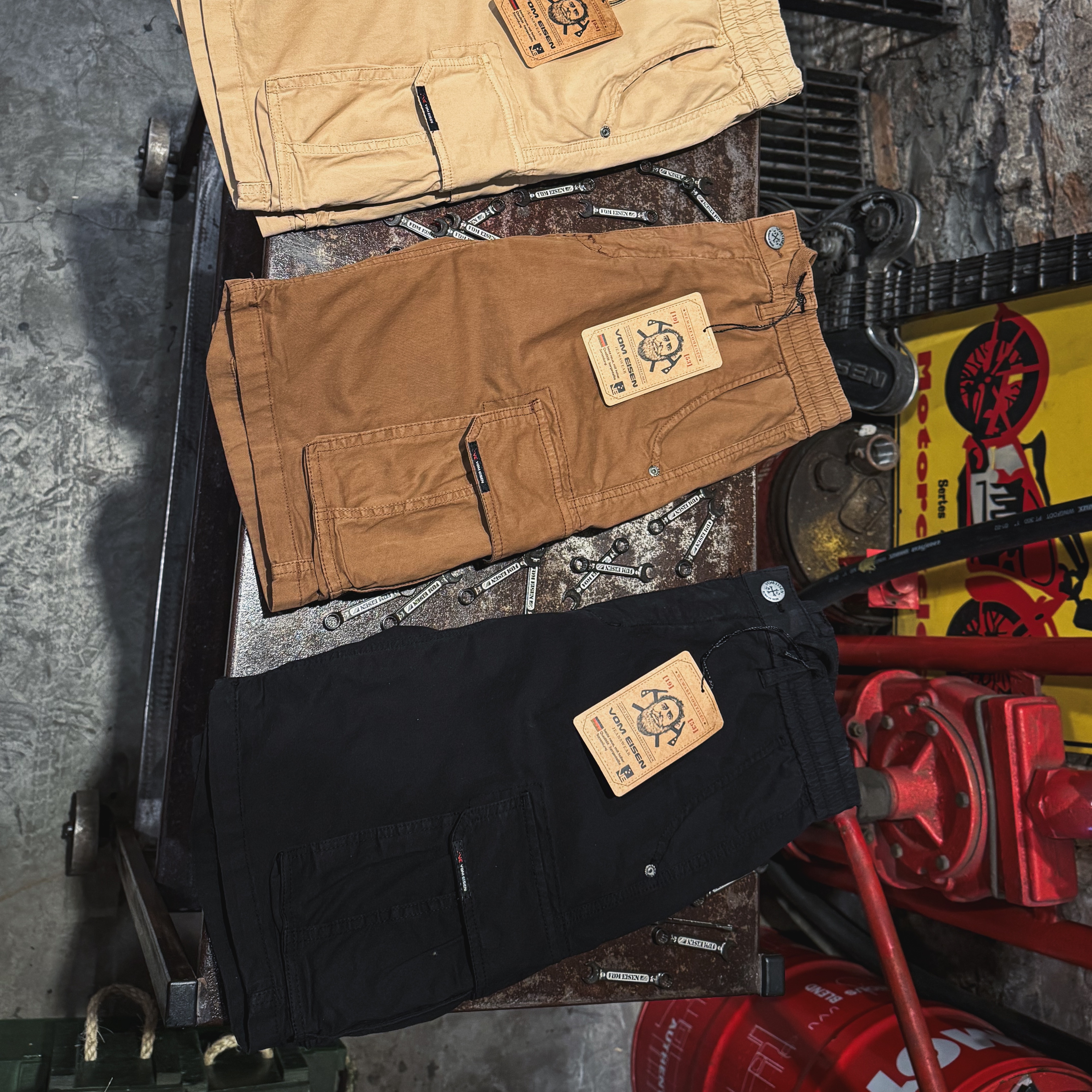 LANÇAMENTO BERMUDA CARGO  thumbnail