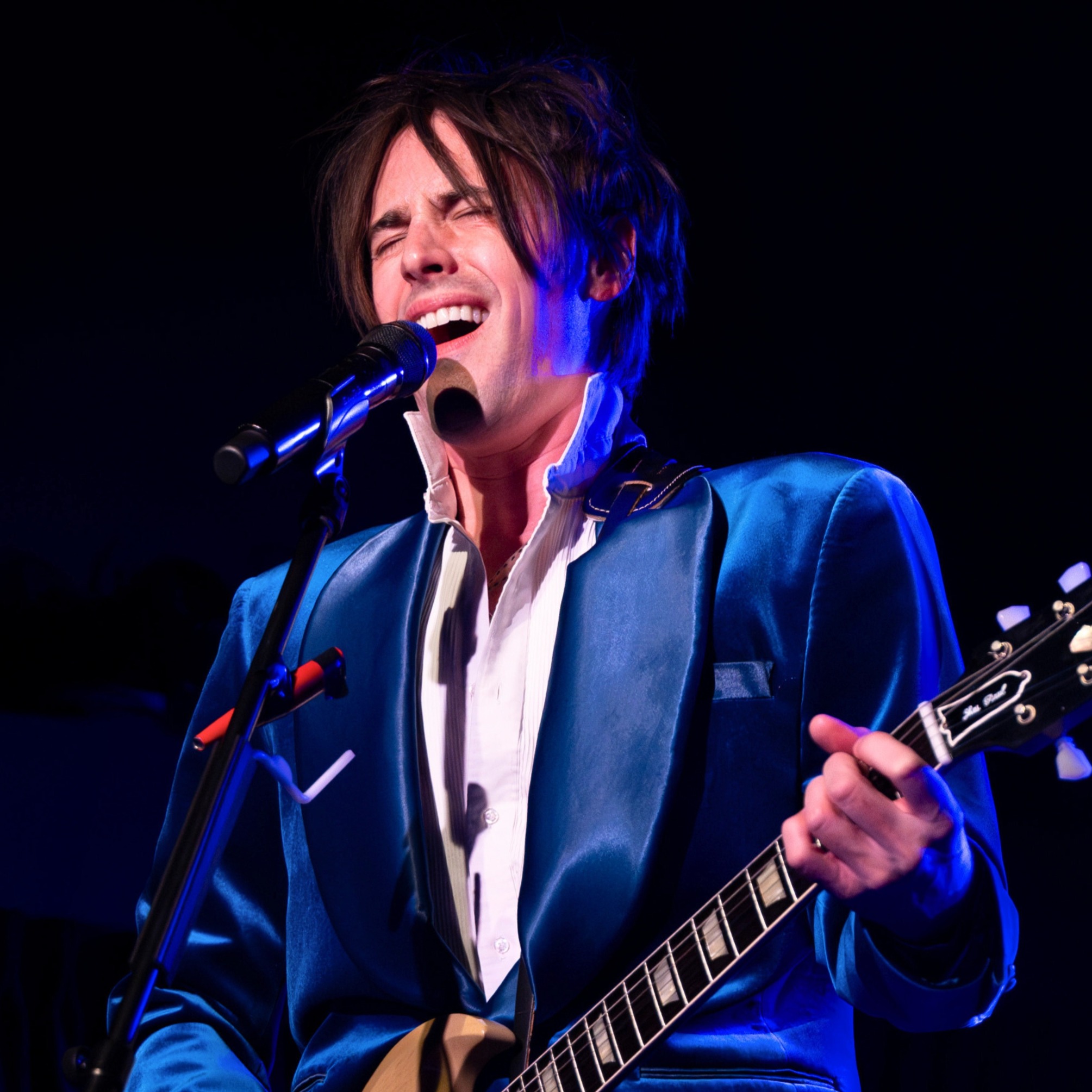 Reeve Carney Sings Queen thumbnail