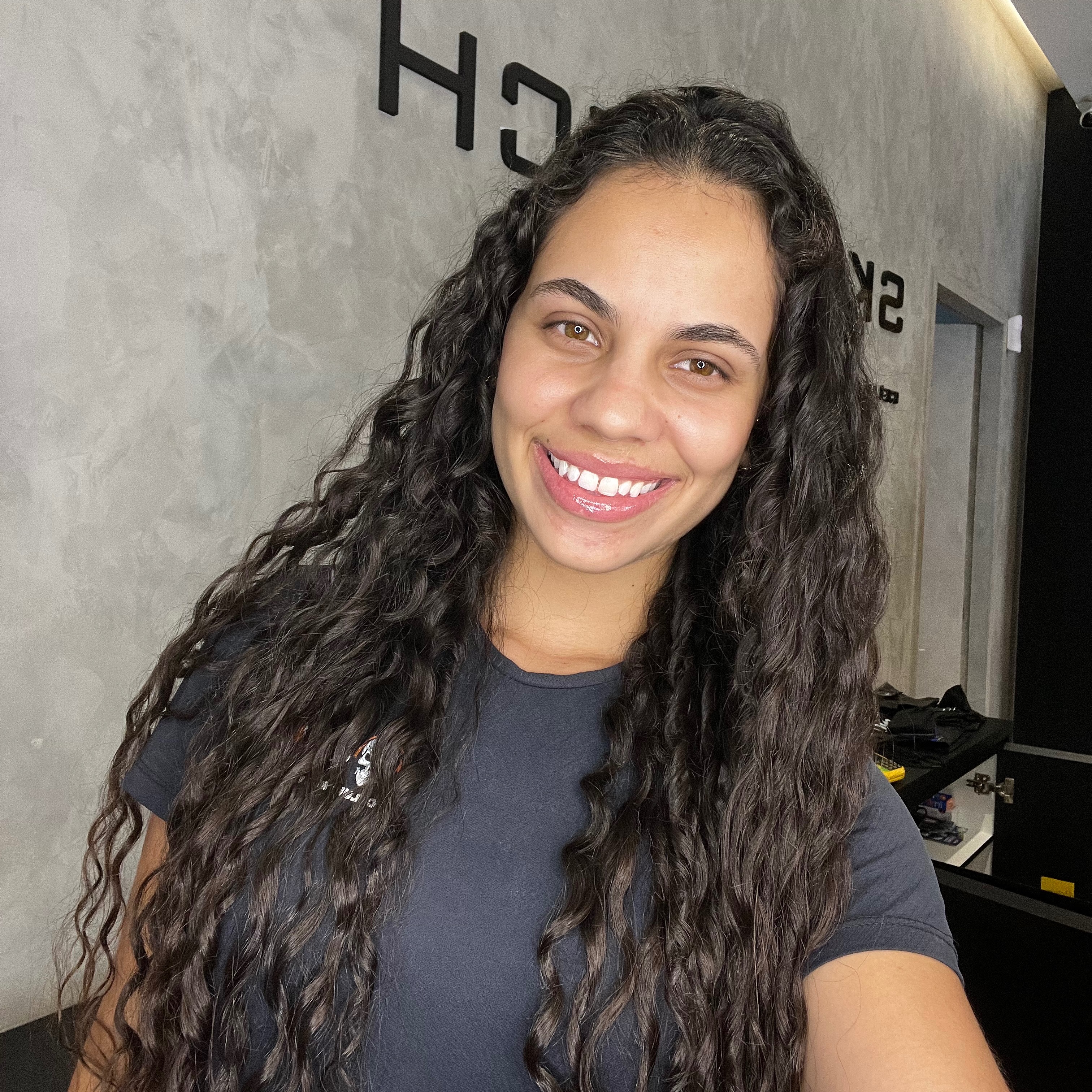 Leidiane, Especialista em Celulares 📱 thumbnail