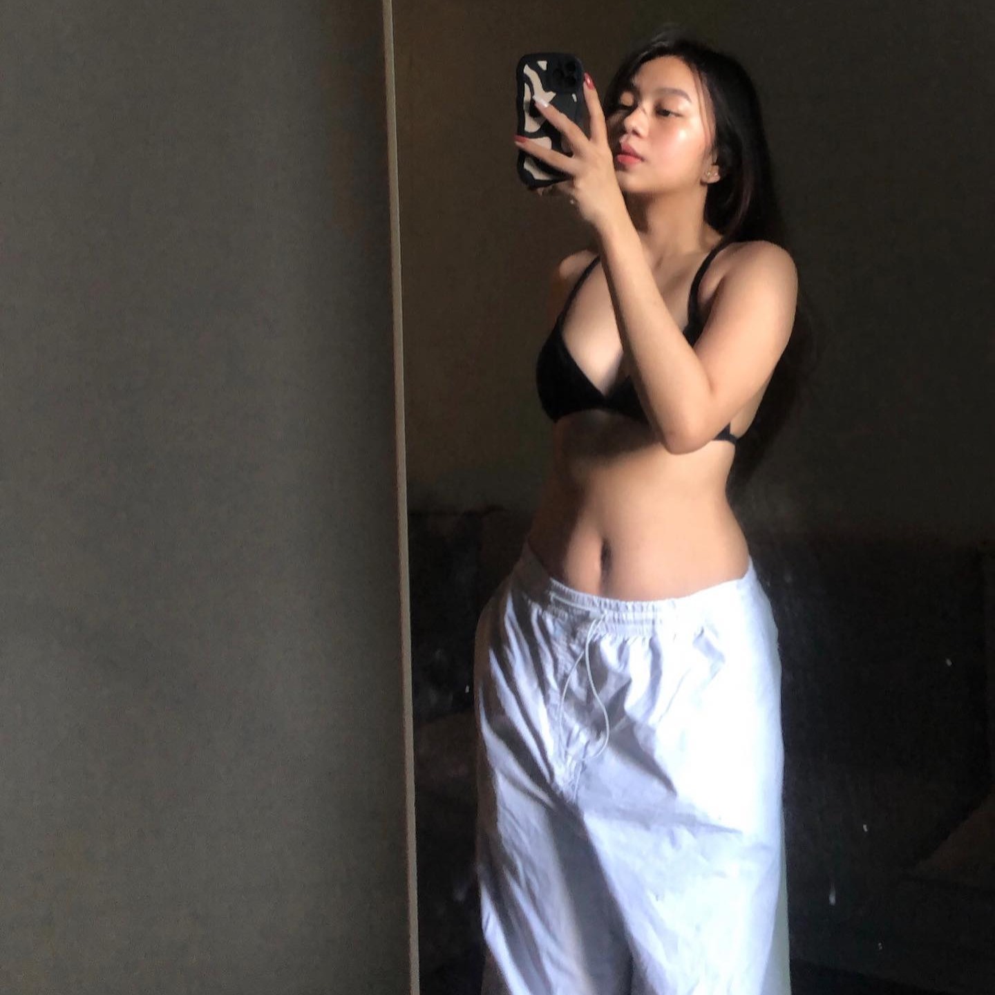 WhatsApp thumbnail