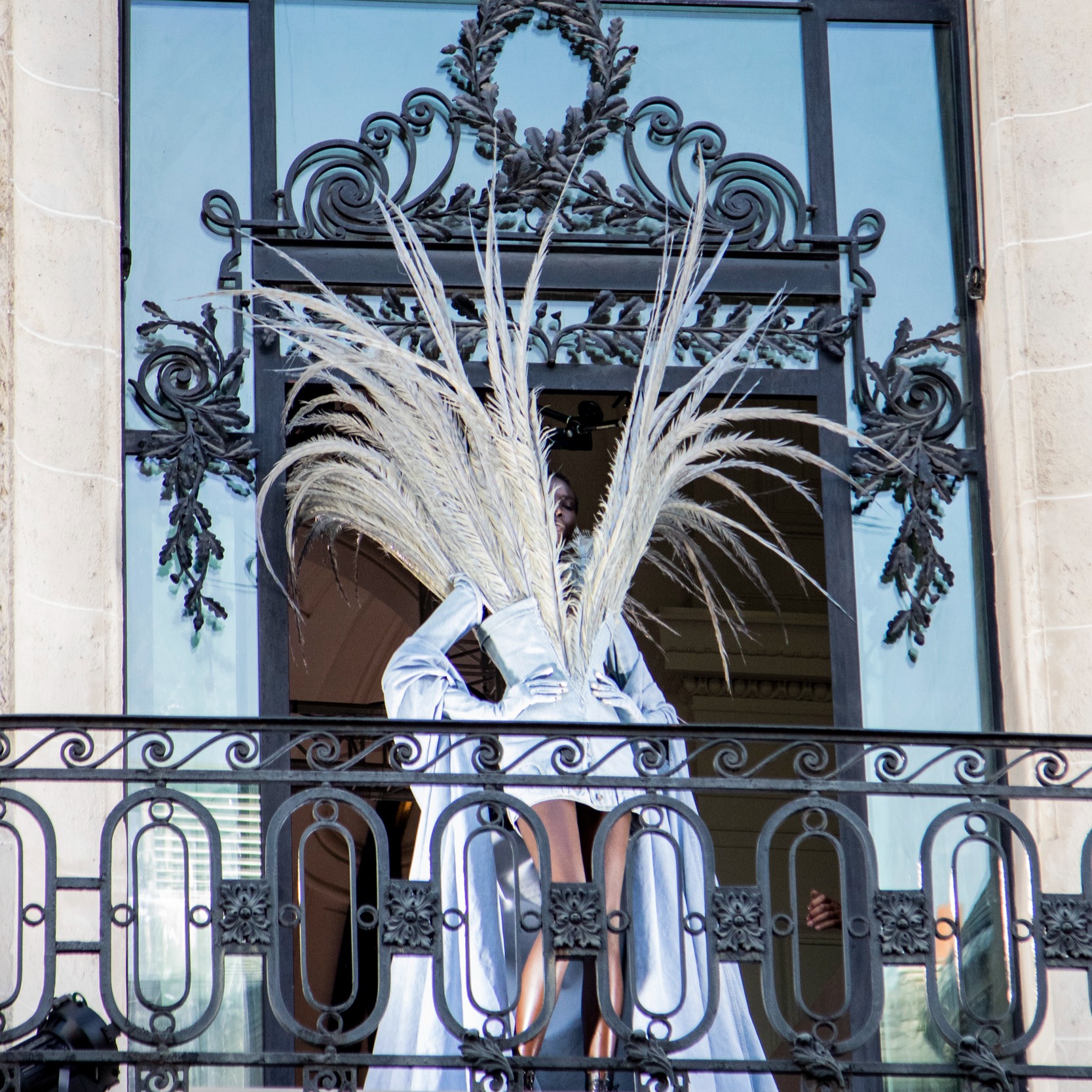 PARIS COUTURE WEEK-STREET-STYLE FASHION PHOTOGRAPHY WORKSHOP/ JAN 2025 thumbnail