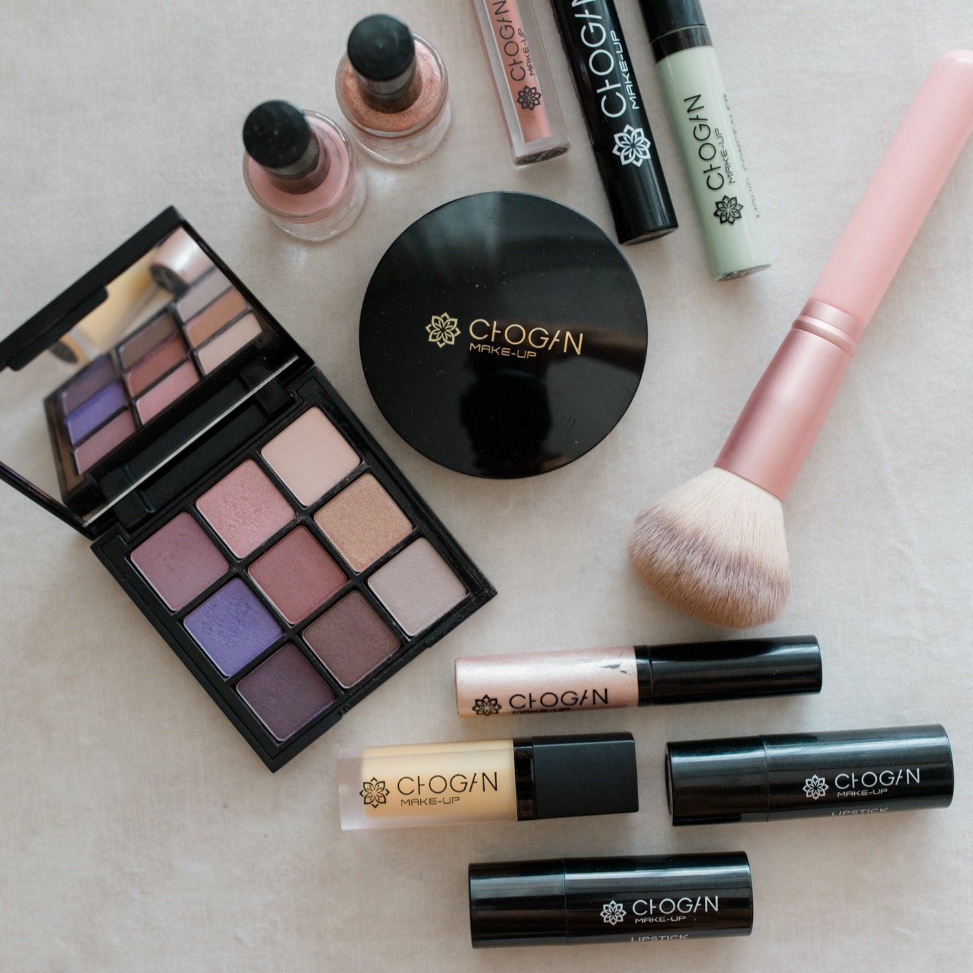 Maquillage thumbnail