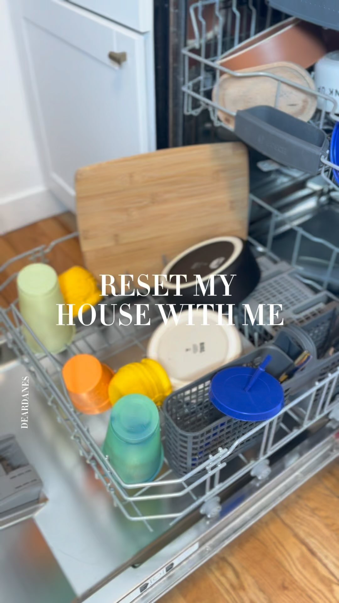 Sundays are for resetting! ✨#sundayreset #resetwithme #resetting #sundays 

#cleanwithme #cleanmyspace #housecleaning #l