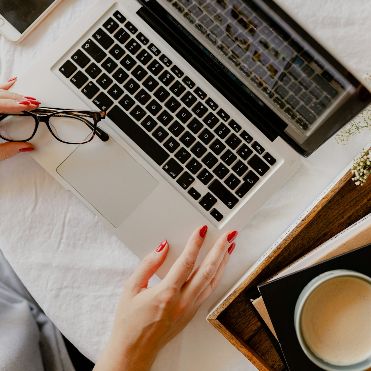 Audit GRATUIT ✦ Vois où ça bloque dans ton business thumbnail