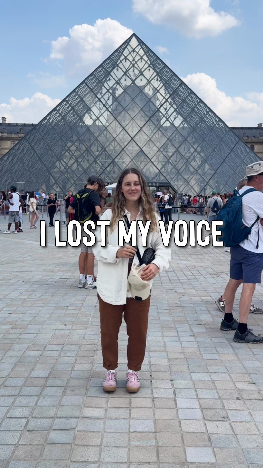 When you lose your voice but still have content to make 😅
#madetomove #travel #paris #france #lostvoice #contentcreator 