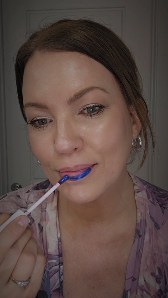 💋Comment "𝗪𝗥𝗜𝗡𝗞𝗟𝗘𝗦" and I will send you the shopping link. 

👎🅿🆁🅾🅱🅻🅴🅼 
If you are tired of your lip products bleeding/fe