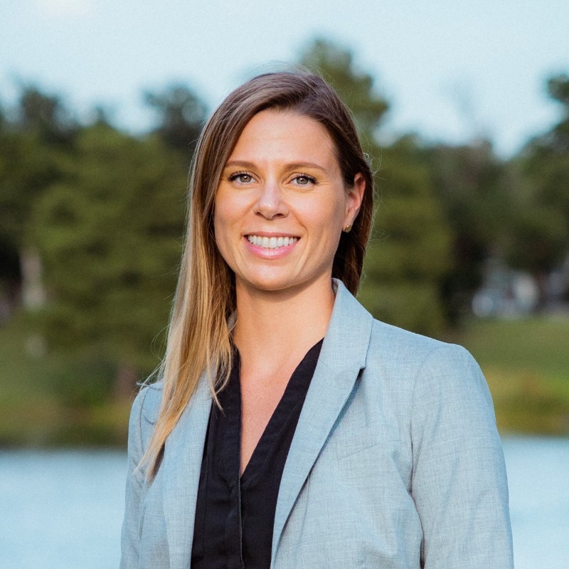 Lauren Roth thumbnail