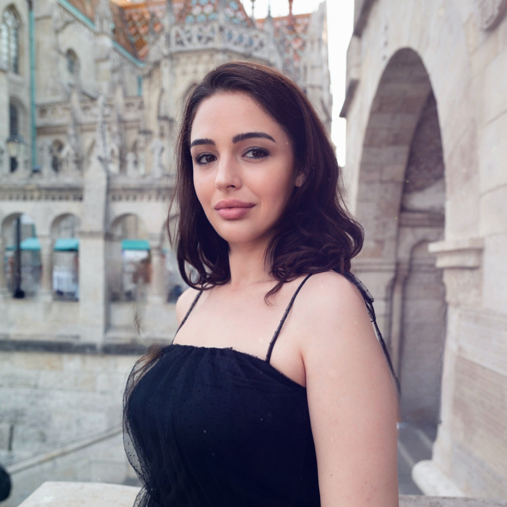 BE MY GUEST IN BUDAPEST Female safety travel app #GreetHer #womanonly thumbnail