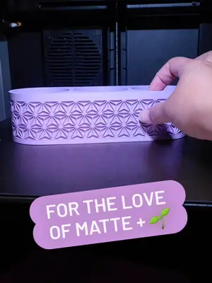 New design alert! 🌿🌱 Just finished my latest 3D printed creation — a triple succulent pot made for modern plant lovers. 