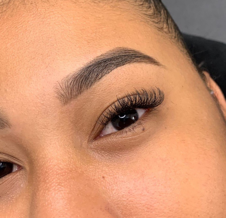 CÍLIOS - LASH DESIGNER thumbnail