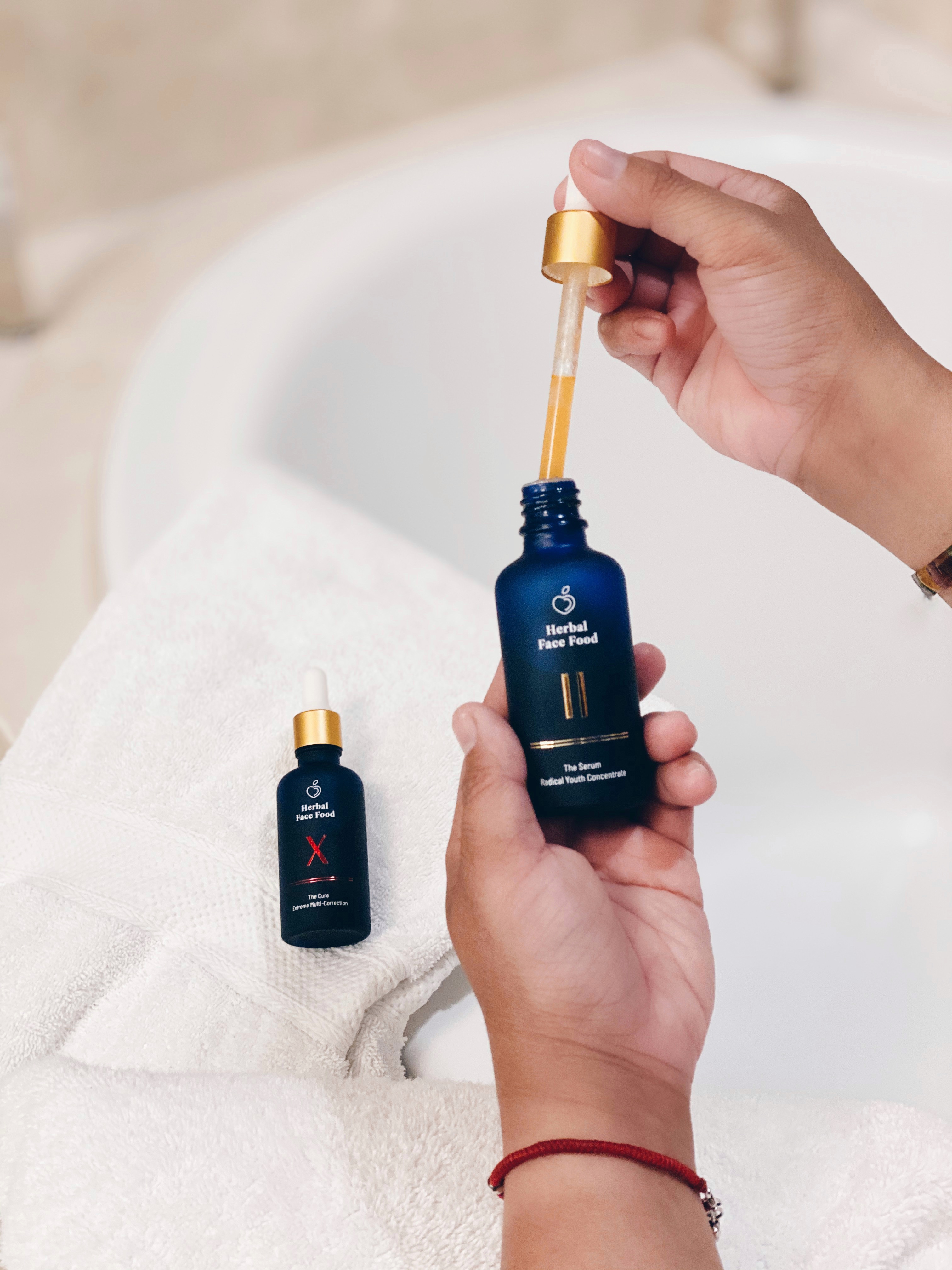 Herbal Face Food Serum thumbnail