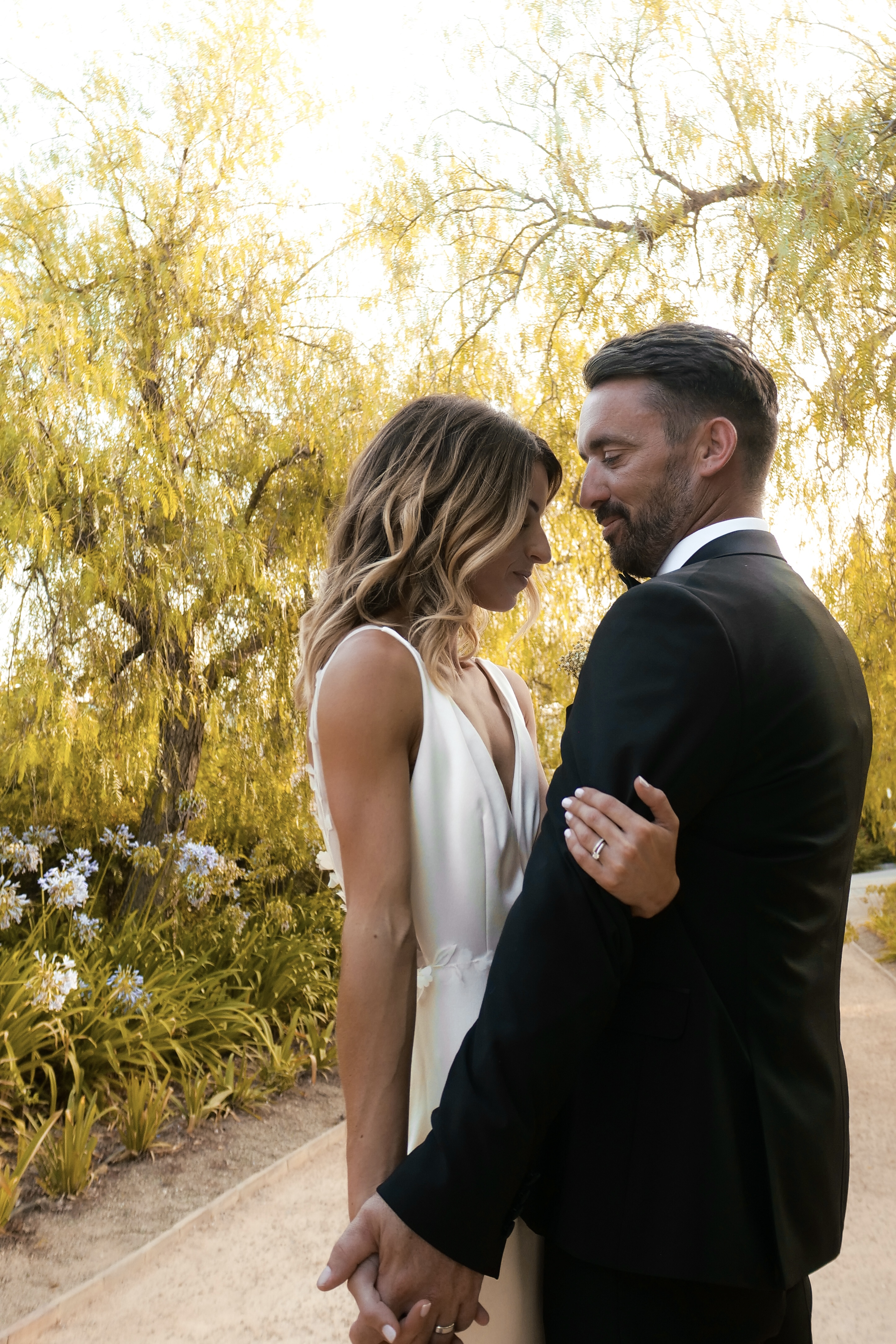 WEDDINGS (mobile view) thumbnail