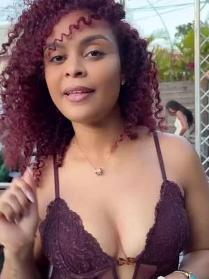 Dame un Grrr... Dame un Coffeecocktail 🤭 @Chloé Mozar  @Lulu  #PourToi #thenew3lend #TikTokDrink #TikTokCafe #CoffeeCock