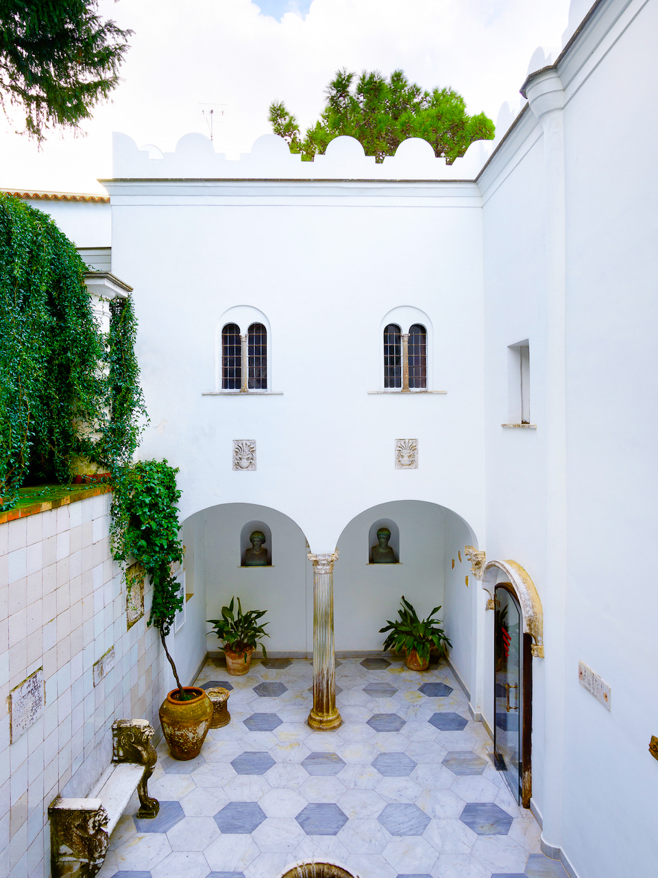 Villa San Michele & Gardens thumbnail