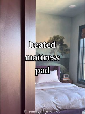 Sorry i’ve been mia. I’ve been hiding out in my bed 🛌 🧸 #homedecor #interiordesign #home #bedroom #winter