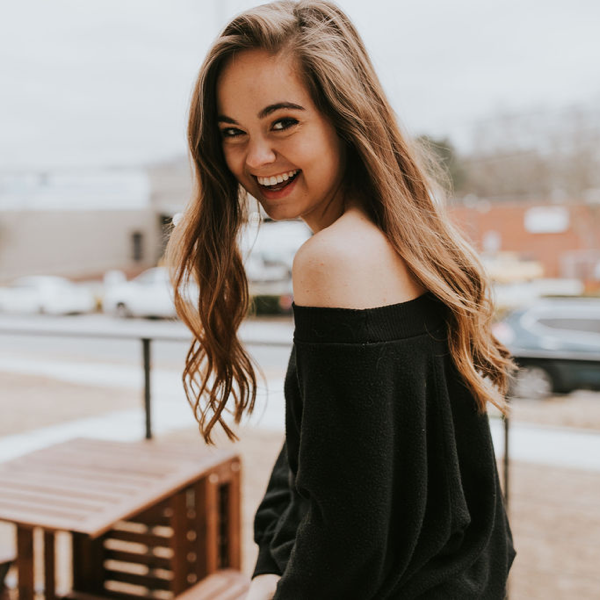 Chelsea Hurst — Bio Site