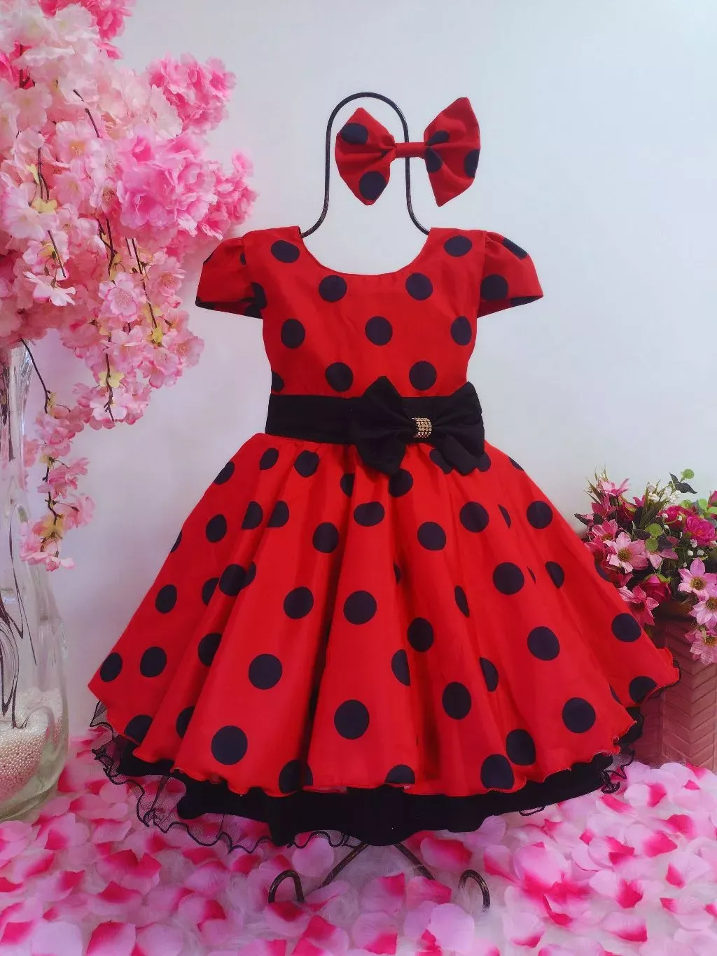 Vestido de festa infantil Minnie Luxo  com uma presilha de cabelo thumbnail