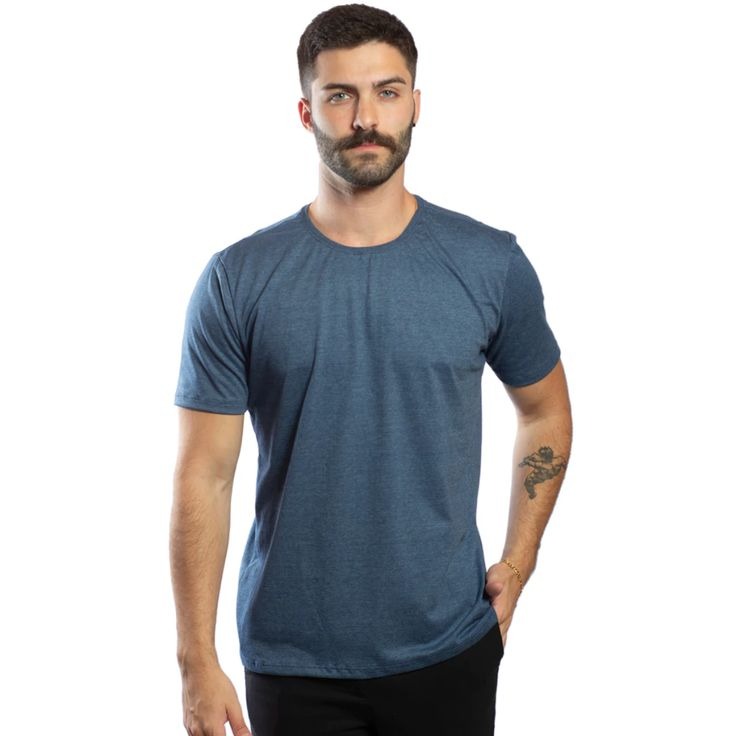 Camiseta básica masculina  thumbnail