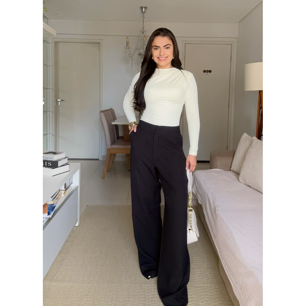 Body Kamila & Calça Zara thumbnail