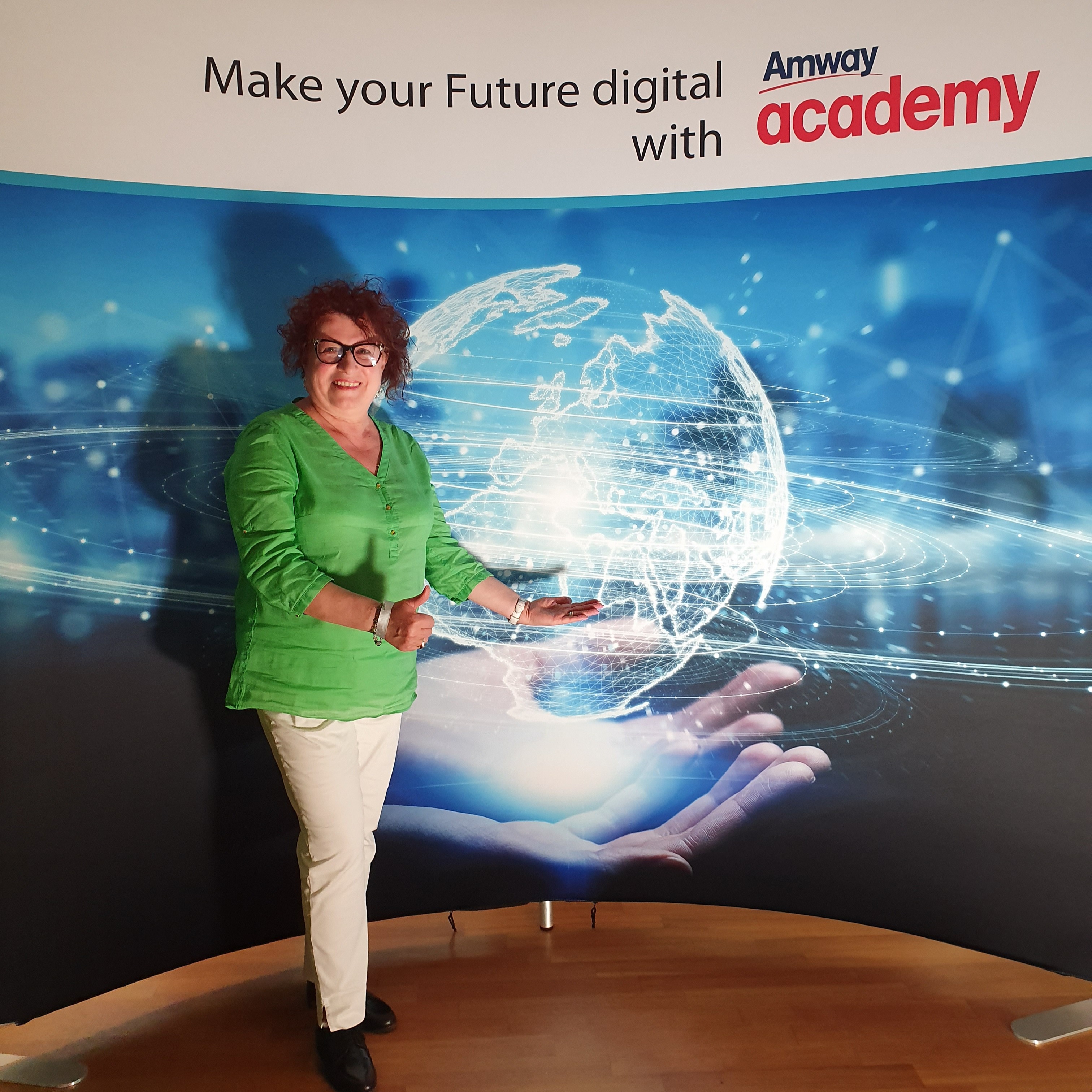 Descoperă Amway împreună cu mine thumbnail