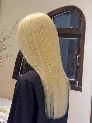 Người ta tẩy tóc – tụi mình tẩy chân. Khó hơn gấp đôi, đẹp hơn gấp ba😉😉  #màublonde  #nhuộmtócđẹpnhatrang   #taphairsalo