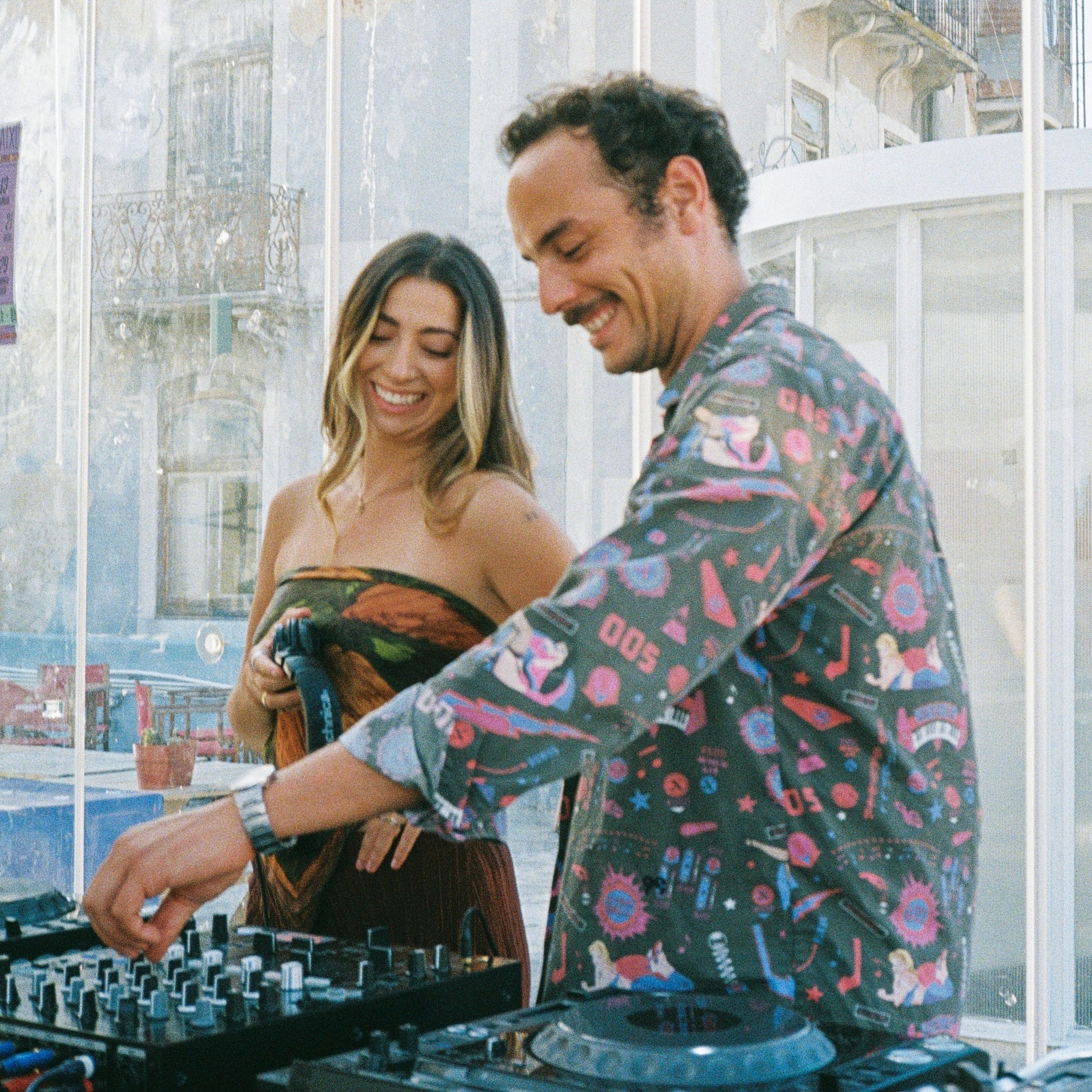 Aliás x MDB Photos thumbnail
