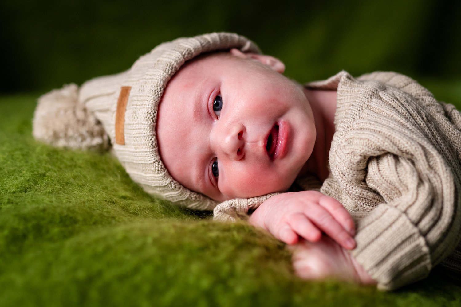 Upscale Stunning Newborn Photographs — Meermans Photography  thumbnail