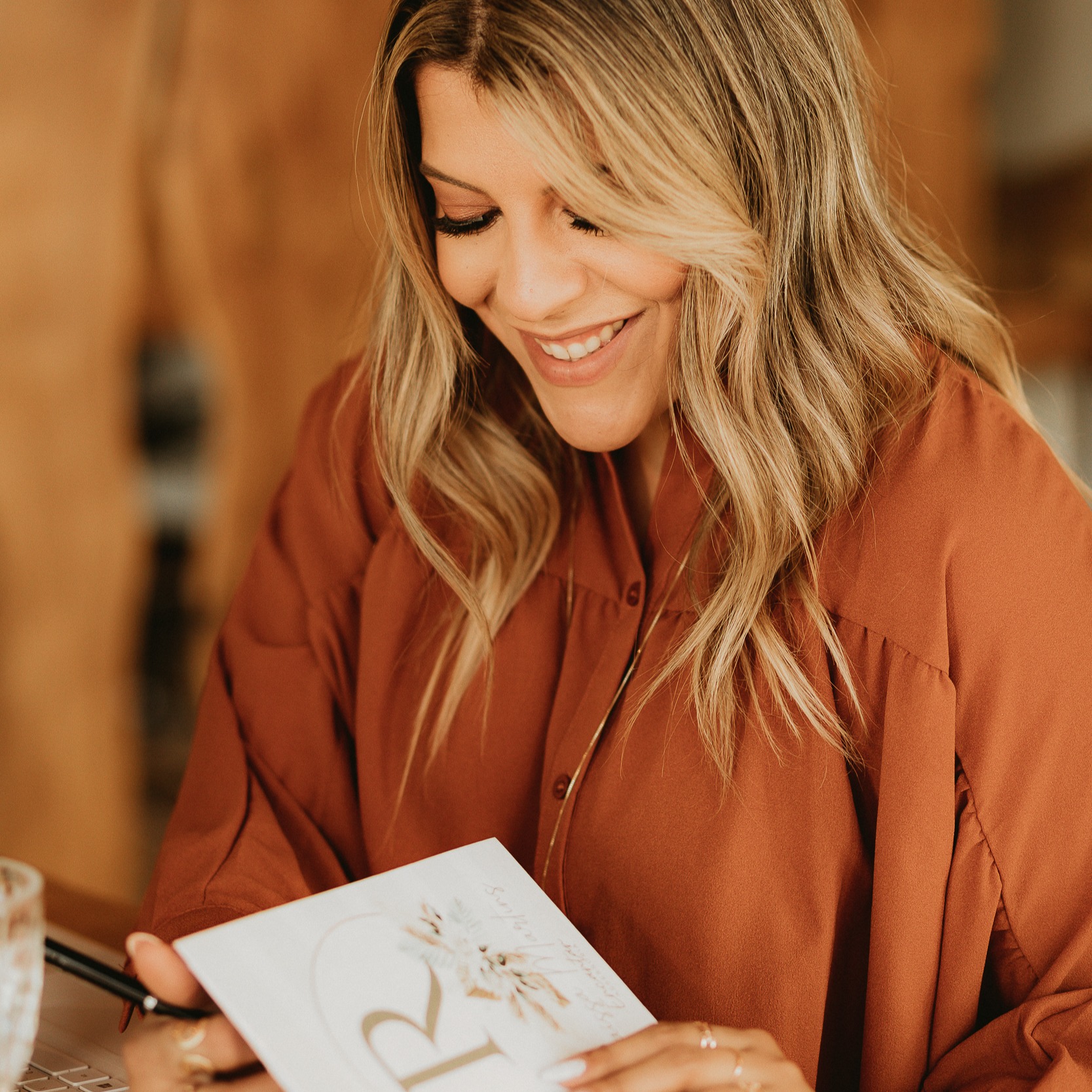 Fale com a Rá. thumbnail