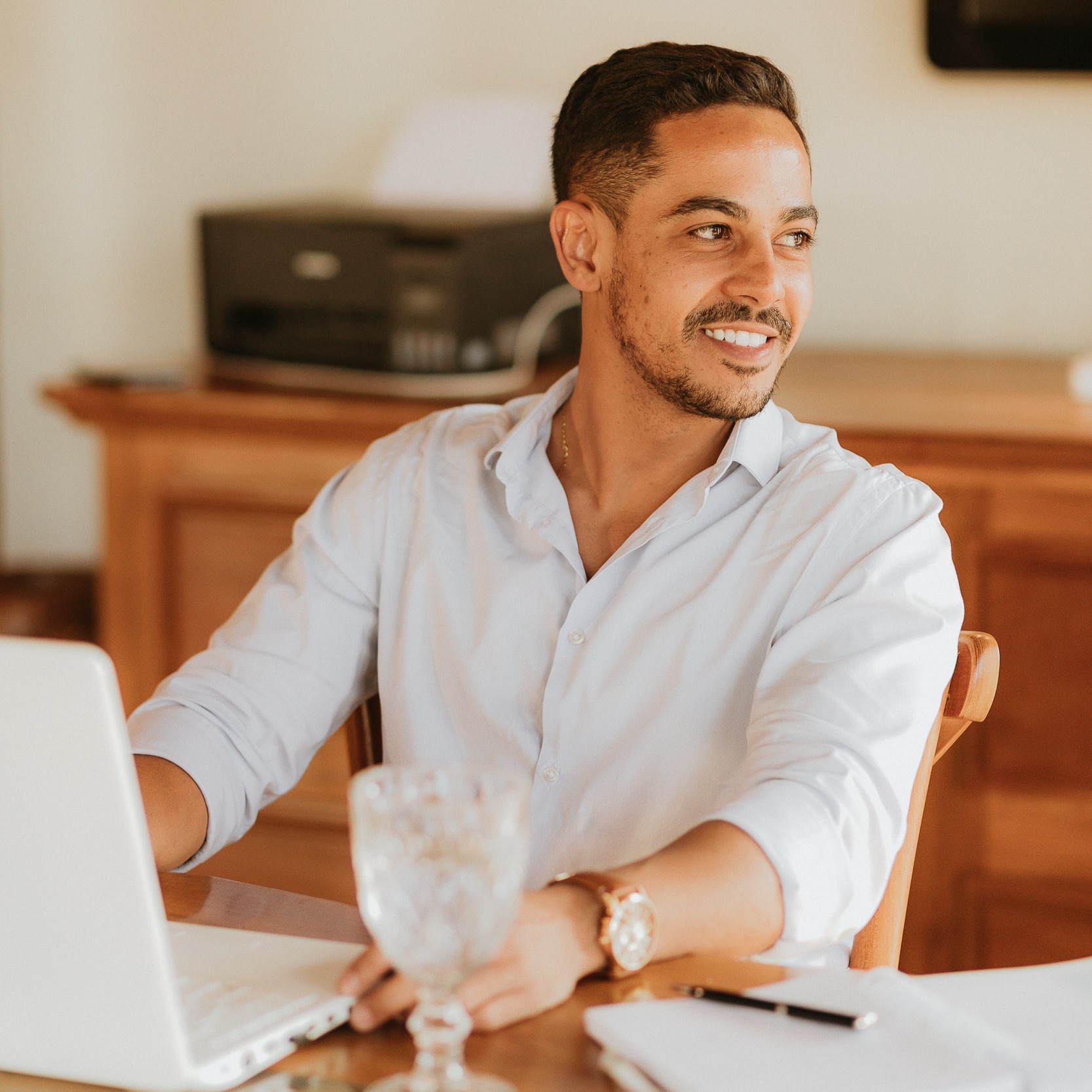 Fale com o Lipe. thumbnail