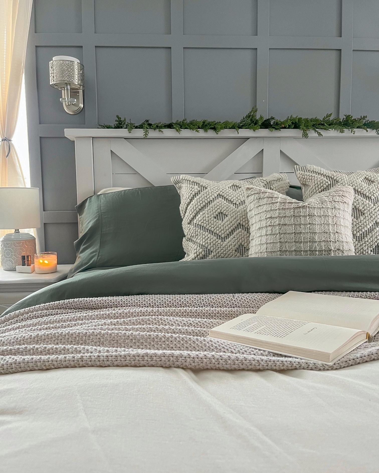 Holiday magic starts with a beautifully made bed! Gokotta luxuriously soft bamboo sheets are the ideal choice for your C