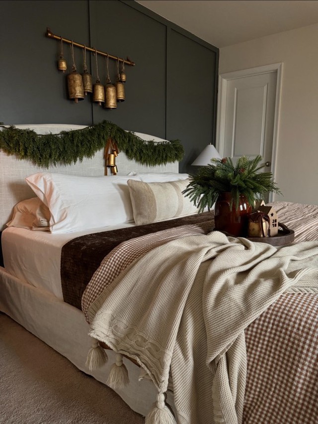 Dreaming of a cozy Christmas? Wrap yourself in the silky comfort of Gokotta bamboo sheets and make every night feel like