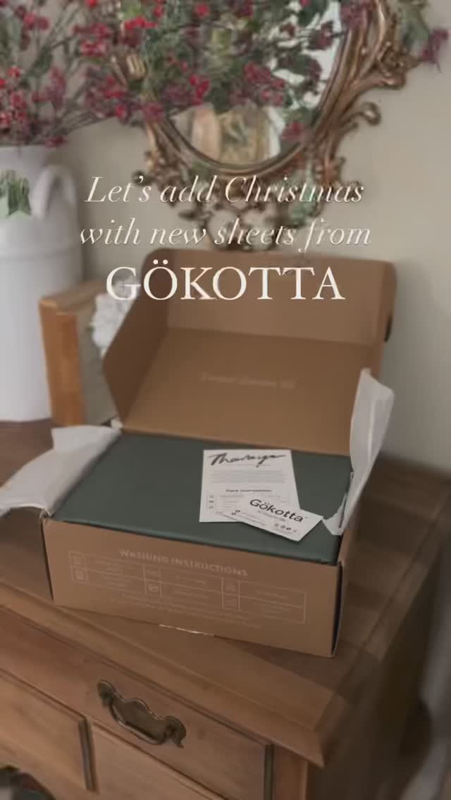 Holidays are better when wrapped in luxury 🎄✨ Make your loved ones smile with the gift of our cozy bedding!

Color: gree