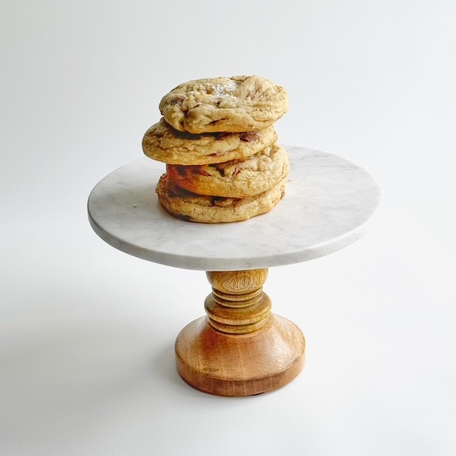 Organic Sourdough Chocolate Chip Cookies thumbnail