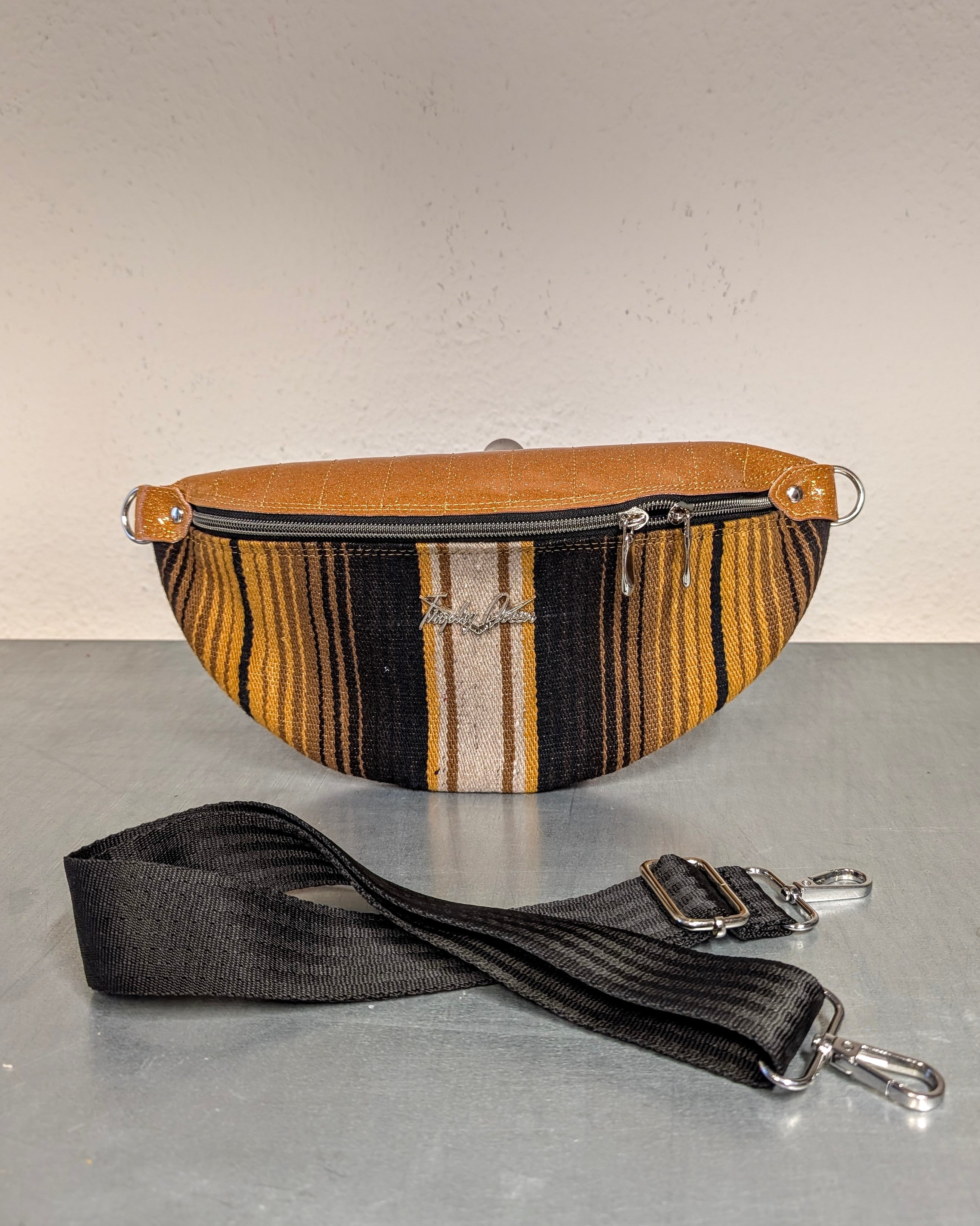 EZ Rider - Brown Mexican Blanket / Marigold Glitter - Leopard Lining thumbnail