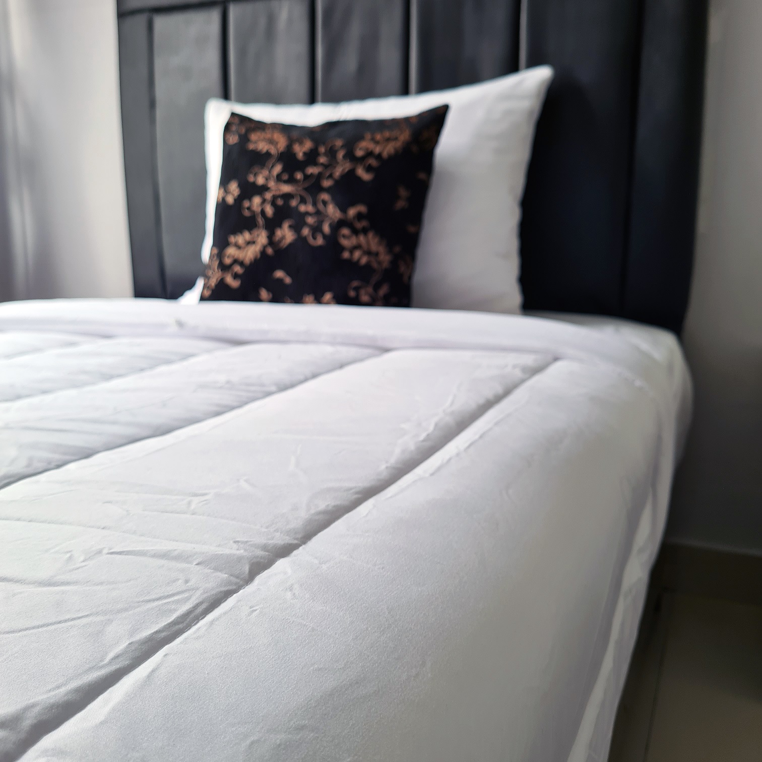 Selimut Hotel Premium Quality - MURAH! 🛏️ thumbnail