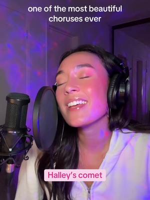 one of billie’s best songs 😍 #billieeilish #cover #singing #karaoke @BILLIE EILISH 