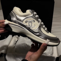 chanel cc metallic trainers thumbnail