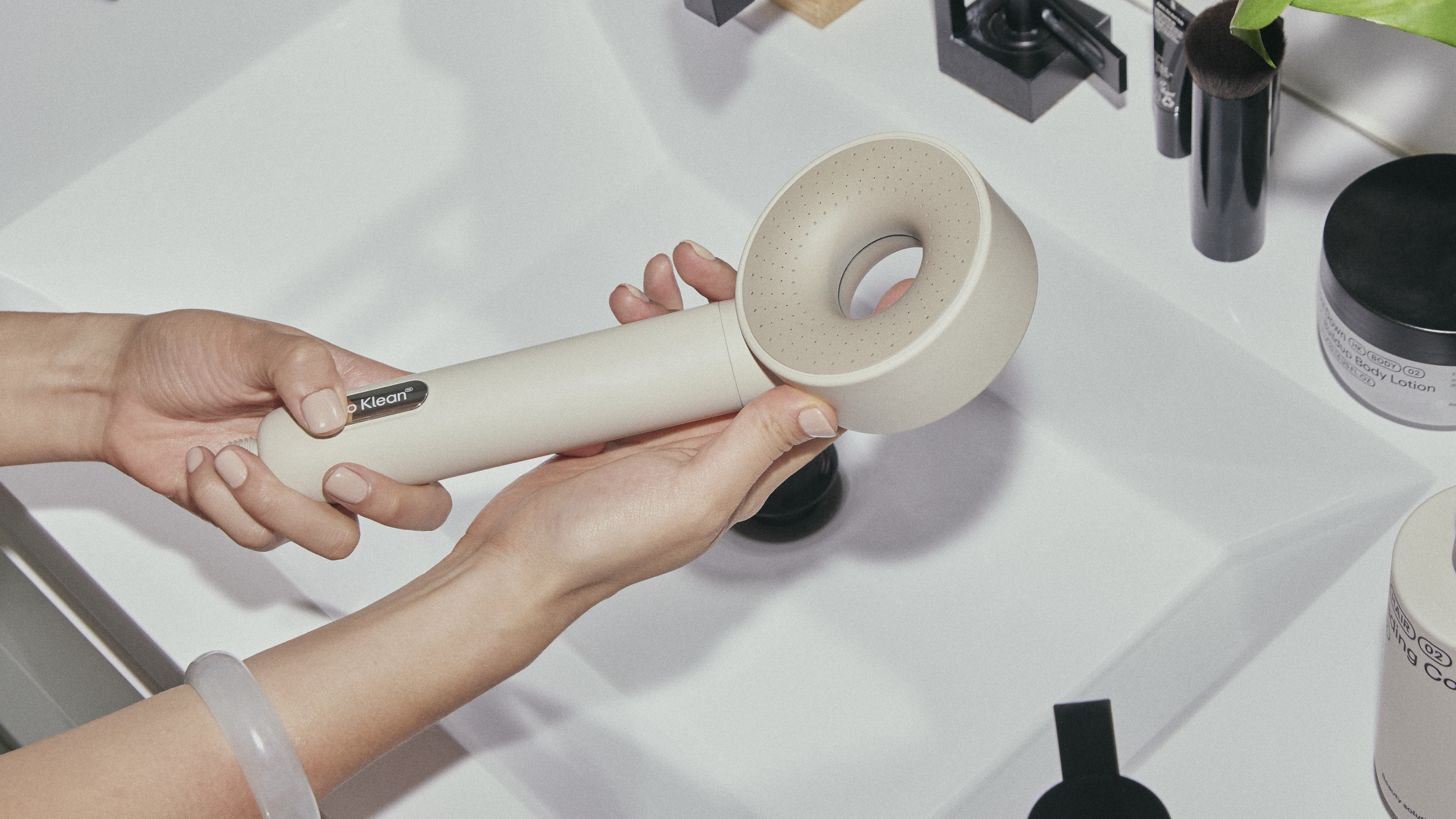 Hello Klean | Hard water products, use code GEORGIABRANFOXYHAIR thumbnail